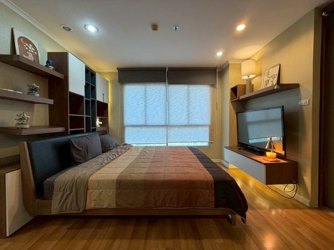 ให้เช่า ลุมพินี เพลส พระราม 4-กล้วยน้ำไท 2 ห้องนอน 