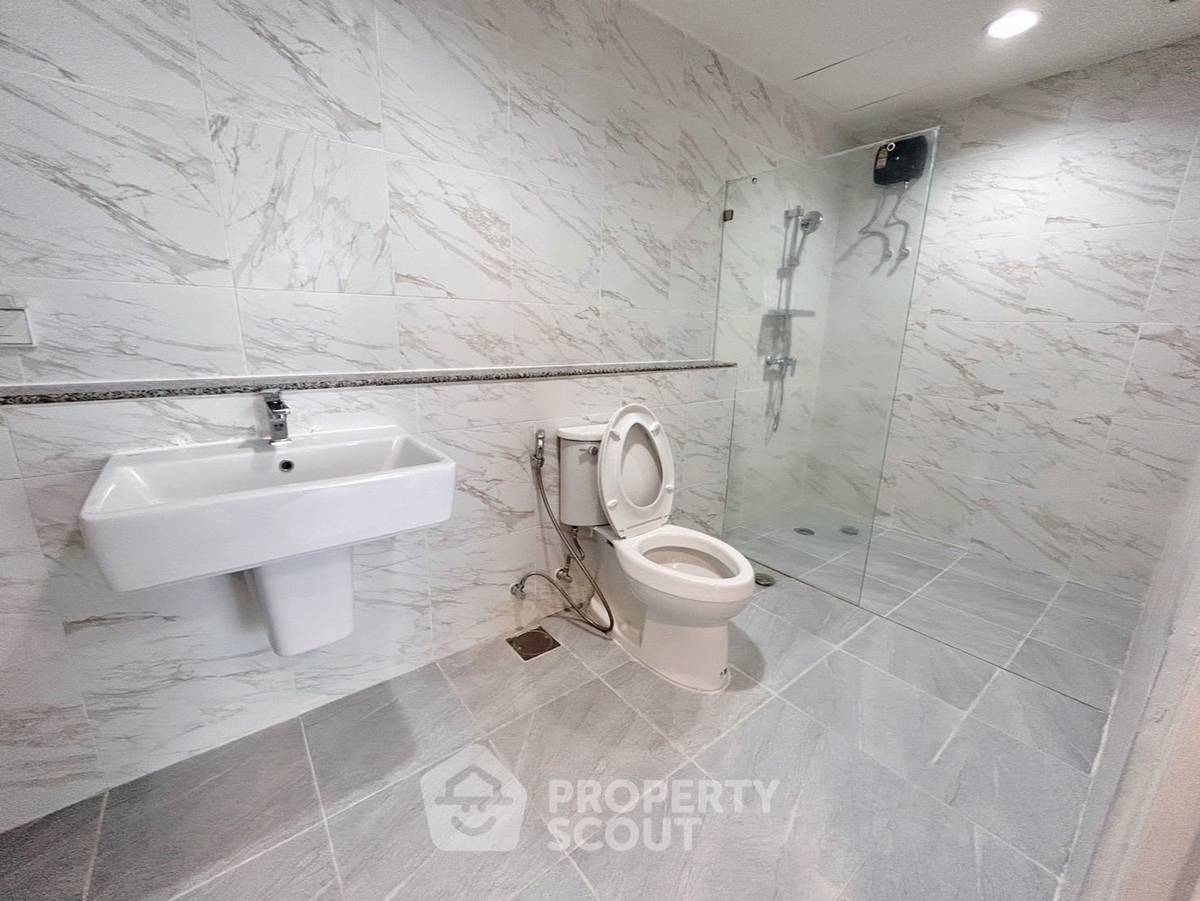 picture 2-BR Condo at Baan Nonsi close to Thanon Chan (ID 2600444) - 7/9