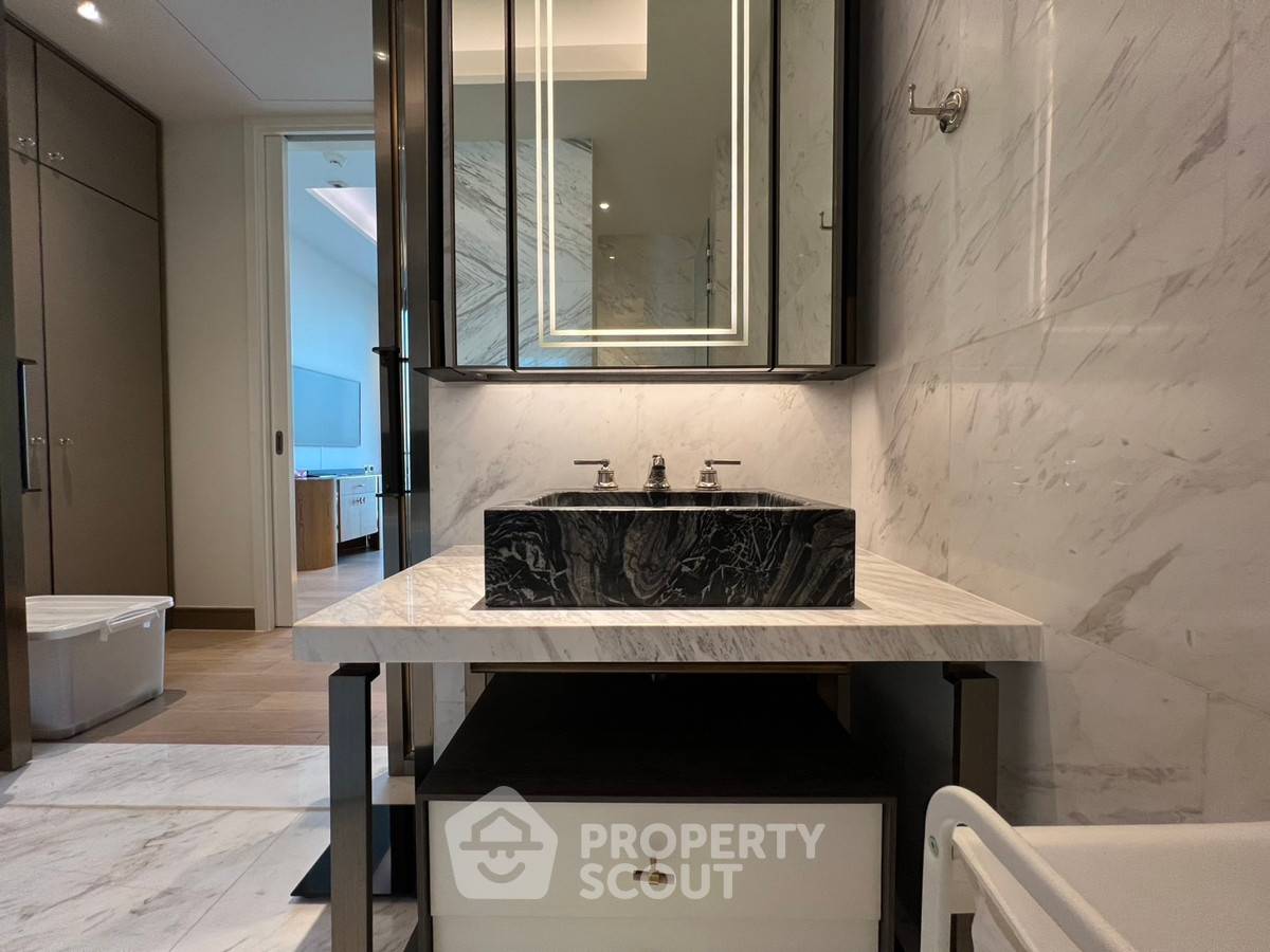 picture 2-BR Condo at The Residences At Mandarin Oriental, Bangkok near BTS Saphan Taksin (ID 2597537) - 16/19