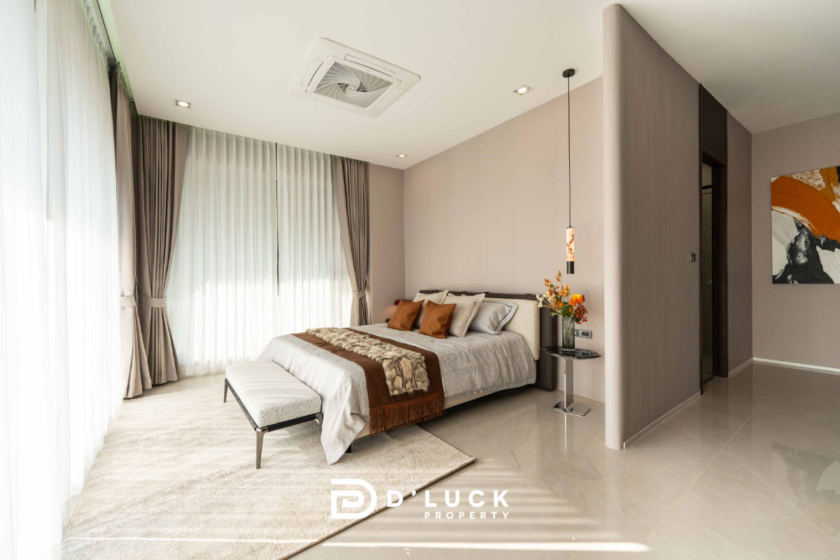 รูป ขายพูลวิลล่าสุดหรูในพัทยา สัมผัสการพักผ่อนระดับไฮเอนด์ บนพื้นที่กว้างขวาง เป็นส่วนตัว เหมาะทั้งอยู่อาศัยและการลงทุน - รูปที่ 36/44