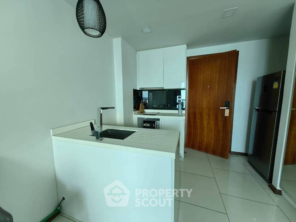 picture 1-BR Condo at The Peak Towers close to Phratamnak (ID 1386092) - 5/9