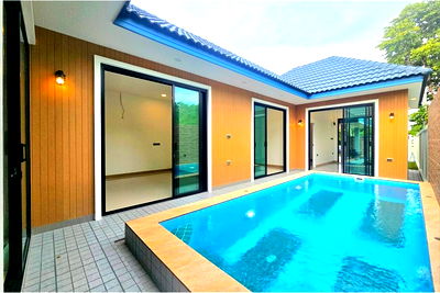 Houses for sale Hua Hin Prachaubkirikhan : [920601001-641] Rai Land, Modern Tropical Villa, 3 Bed 2 Bath Hua Hin 70 For Sale