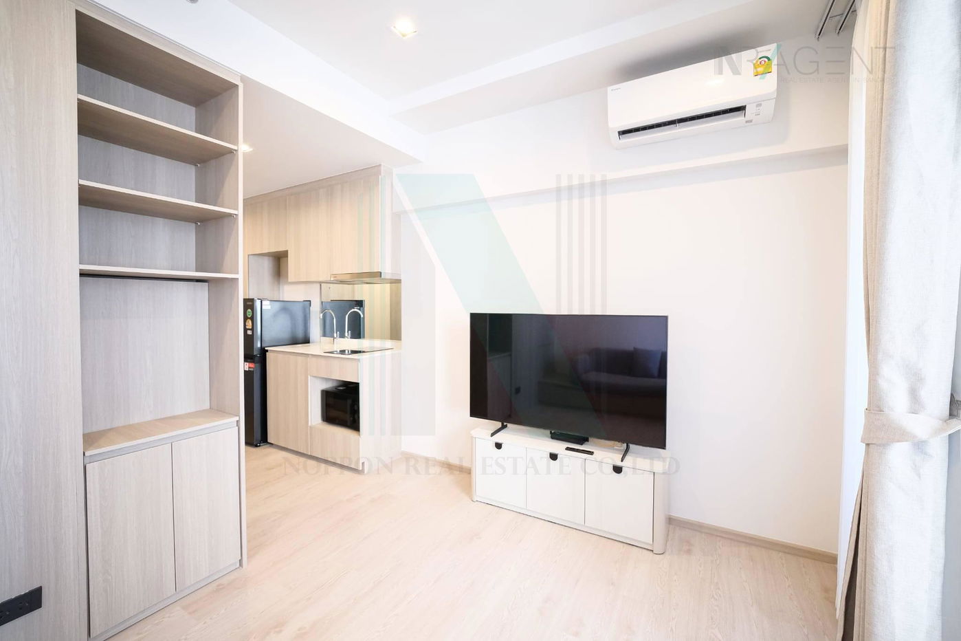 picture For Rent Condo REFERENCE SATHORN - WONGWIANYAI Building B, Floor 12A,Studio, Room size 26 sqm - 2/8