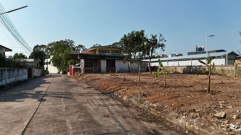 รูป ขายที่ดินศรีราชา ใกล้ถนนสุขุมวิท ตรงข้ามกับอำเภอศรีราชา ชลบุรี - รูปที่ 10/14