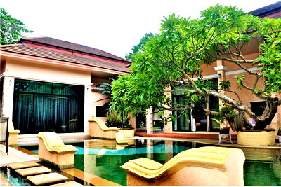 Houses for sale Bang Lamung Chonburi : [920471016-52] Luxury pool villa with 3 BR/4 B PROMOTION