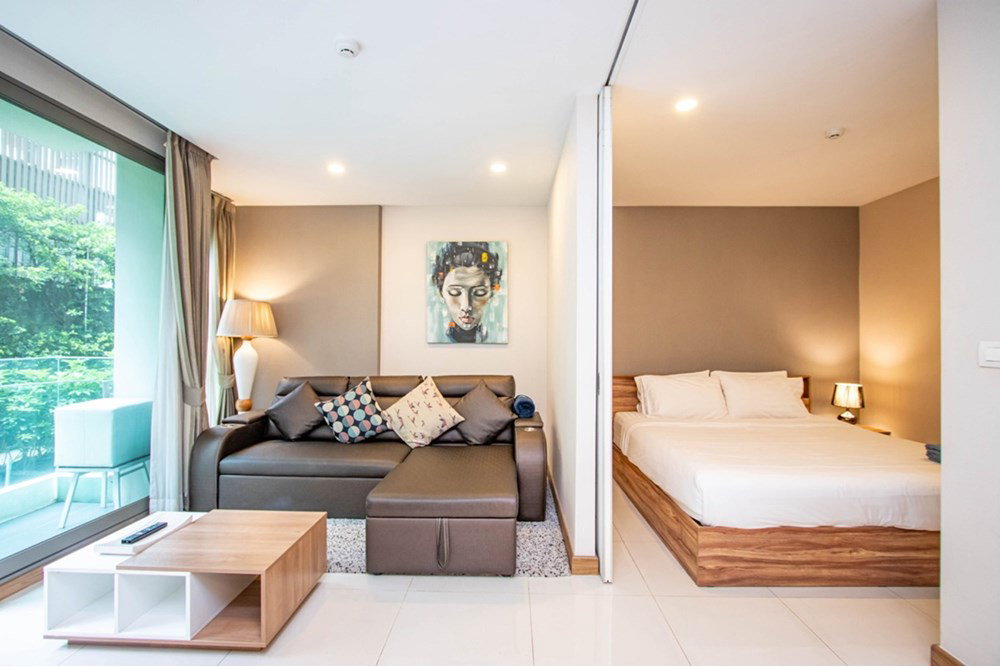 [920211008-24] "Stylish 1-BR Condo in Heart of Chiang Mai" - image 2