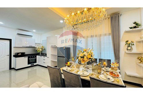 รูป [920471017-440] พรีเซลล์แรงมาก! บ้านเดี่ยวพร้อมสระ ราคาดีที่สุดในย่านนี้ - รูปที่ 5/38