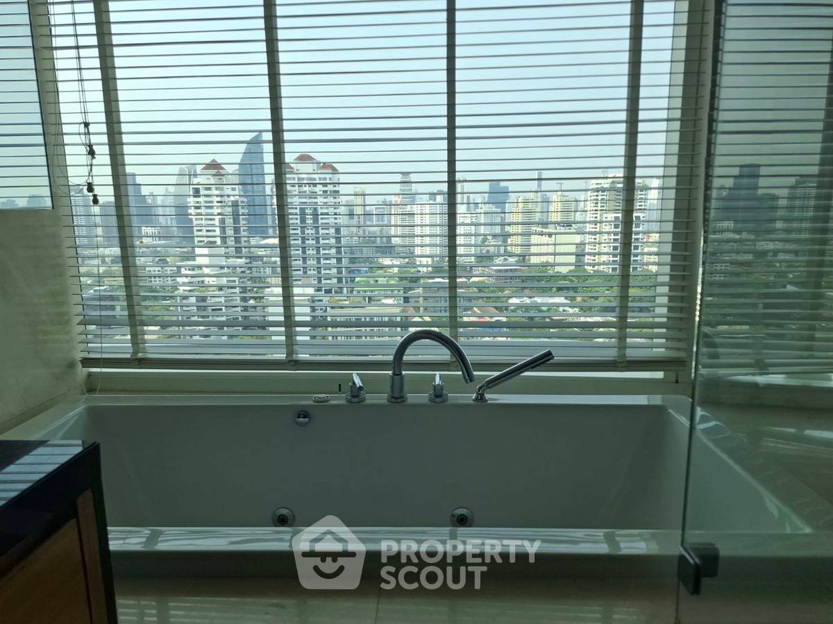 รูป คอนโด 3-ห้องนอน ที่ เอท ทองหล่อ เรสซิเดนส์ซ คอนโดมิเนียม ใกล้ BTS ทองหล่อ (ID 2598156) - รูปที่ 10/24