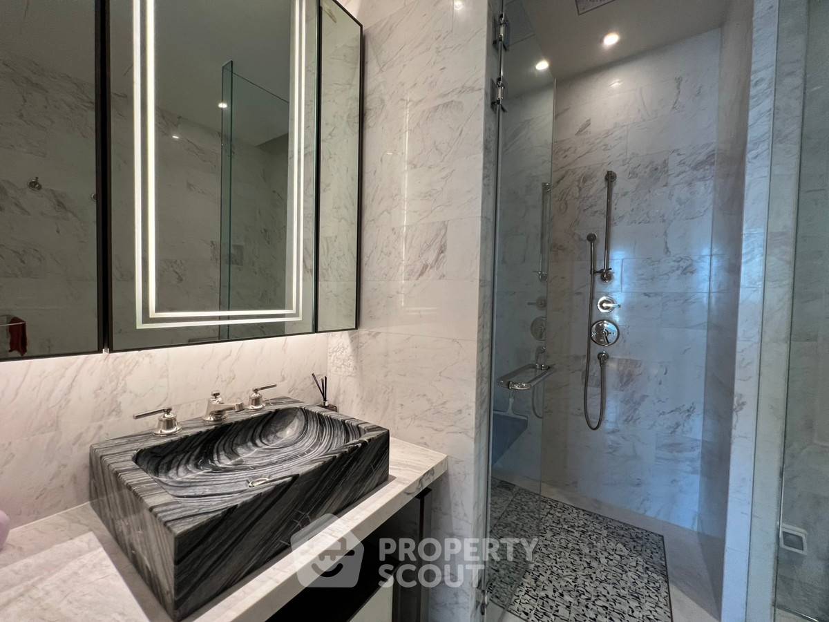 picture 2-BR Condo at The Residences At Mandarin Oriental, Bangkok near BTS Saphan Taksin (ID 2597537) - 15/19