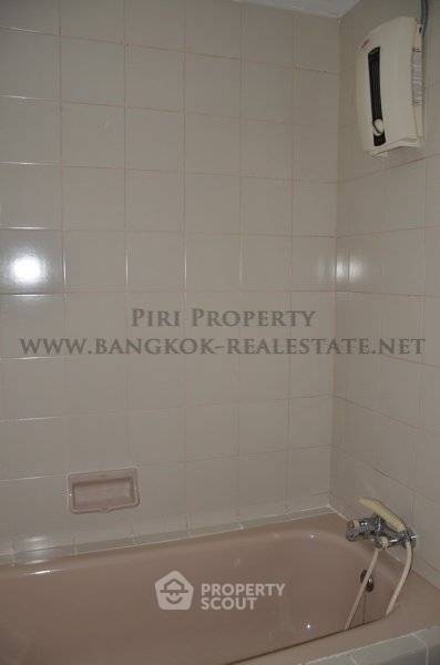 picture 3-BR Condo at Top View Tower Condominium near BTS Thong Lor (ID 509665) - 14/17