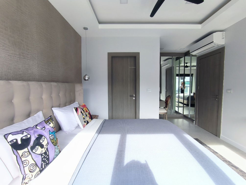 รูป ขายพูลวิลล่าหรูใจกลางเมืองพัทยา เฟอร์นิเจอร์ครบพร้อมอยู่! - รูปที่ 25/32