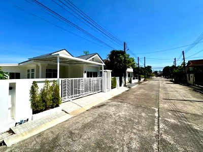 Houses for sale Phuket : Fully Furnished Detached Home Near the City – Anusawari Area