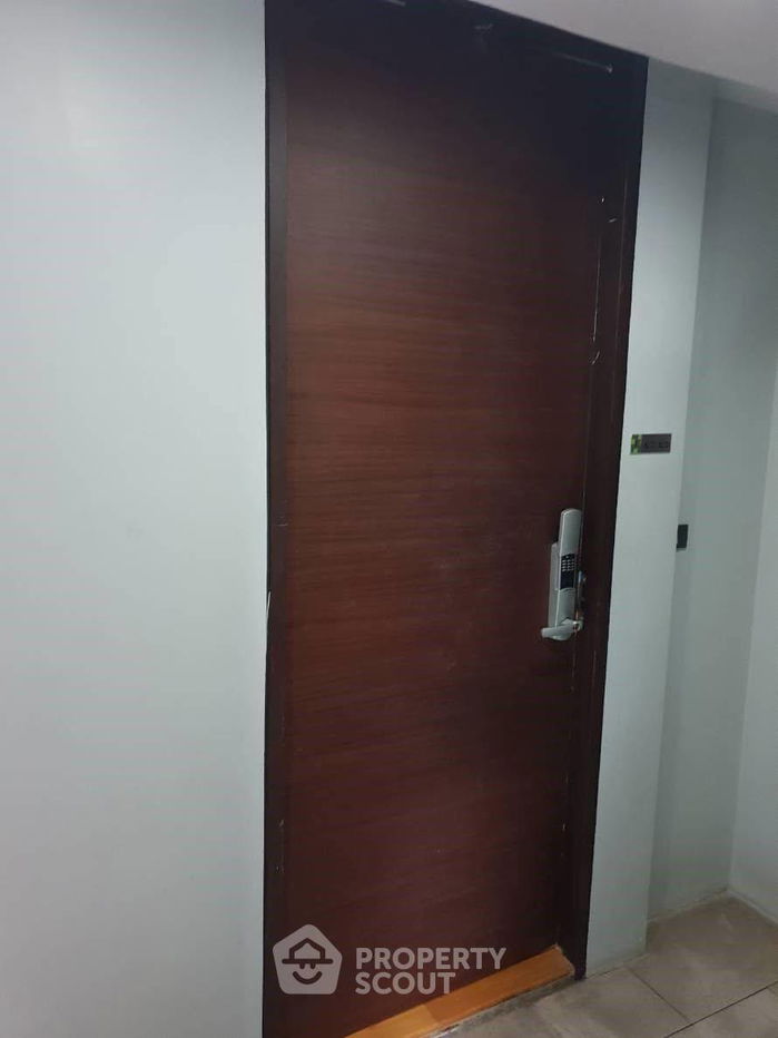 รูป คอนโด 2-ห้องนอน ที่ ควอด สีลม คอนโดมิเนียม ใกล้ MRT สามย่าน (ID 1476061) - รูปที่ 10/12