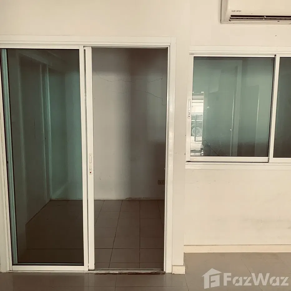 picture 3 Storey 4 bed 4 bath corner unit 5626230 - 5/22