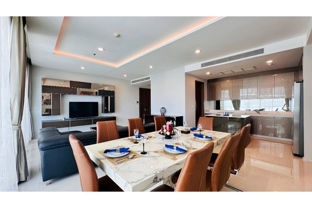 รูป [920071001-14742] For Rent | Spacious 3-Bedroom Condo at Menam Residences - รูปที่ 9/39