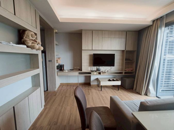 🏢 ให้เช่าคอนโด ลุมพินี 24 | 2 ห้องนอน 2 ห้องน้ำ ทำเลสุขุมวิท 24  Lumpini 24