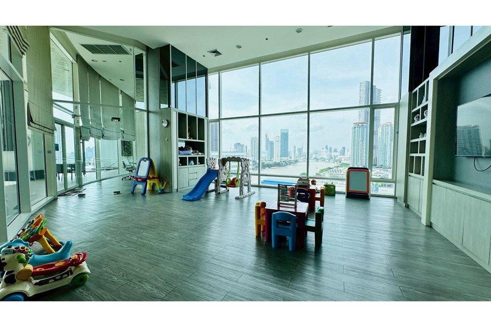 รูป [920071001-14742] For Rent | Spacious 3-Bedroom Condo at Menam Residences - รูปที่ 39/39