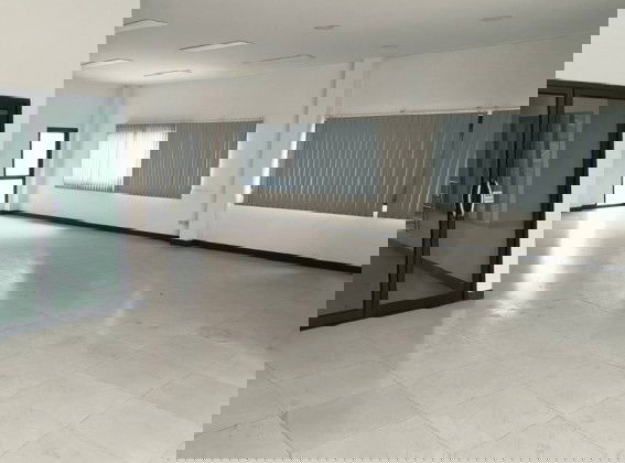 รูป ให้เช่าอาคารสำนักงาน 3 ชั้น พื้นที่ใช้สอย 1250 ตารางเมตร ทำเล ริมถนนวิภาวดี-รังสิต ใกล้เซียร์รังสิต / พื้นที่จอดรถ 15 คัน / จดบริษัทได้ - รูปที่ 6/15