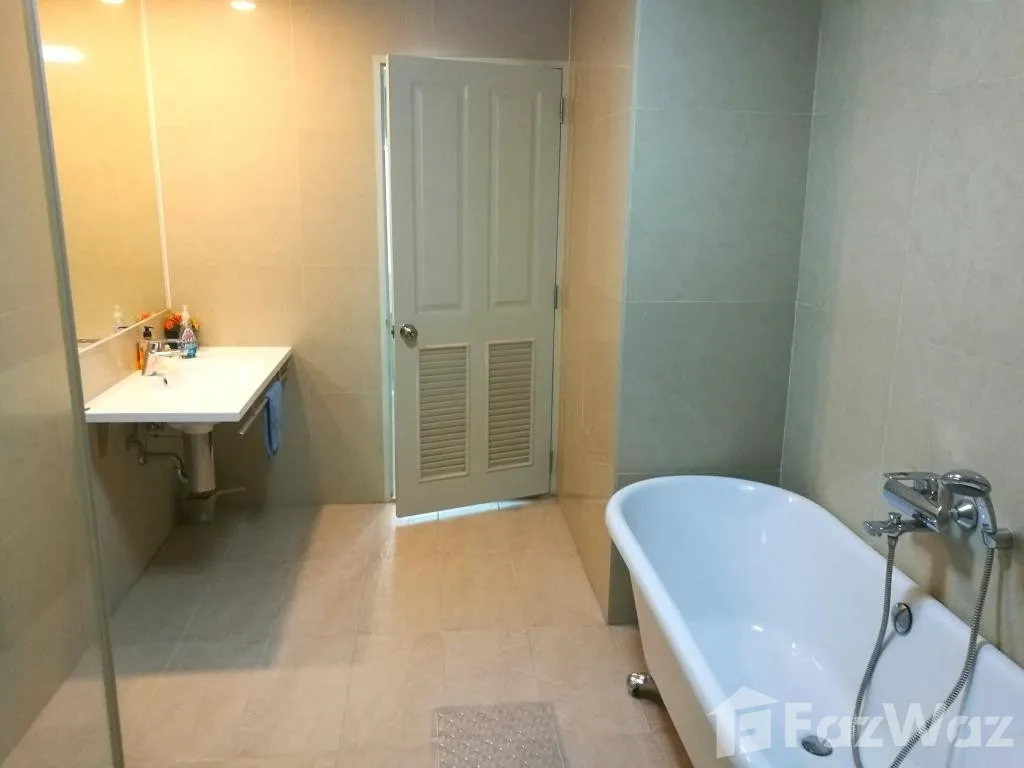 picture 2 Bedroom Condo for sale at Baan Sathorn Chaophraya 38308 - 22/32
