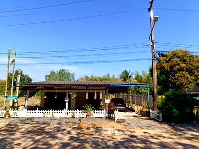 บ้านเดี่ยว ระยอง : ขายบ้านพร้อมที่ดิน 1 ไร่ ติดถนน ใกล้สวนละไม วังจันทร์ ระยอง