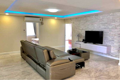 ขายคอนโด : [920071001-14484] For Sale: Modern 3+1 Bedroom Condo at DS Tower 1, Sukhumvit