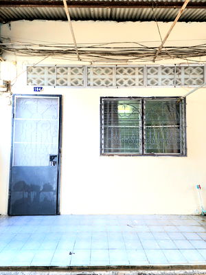 ทาวน์โฮม รพ.หาดใหญ่ : ขายบ้าน 1.5 ชั้น ใจกลางเมืองหาดใหญ่