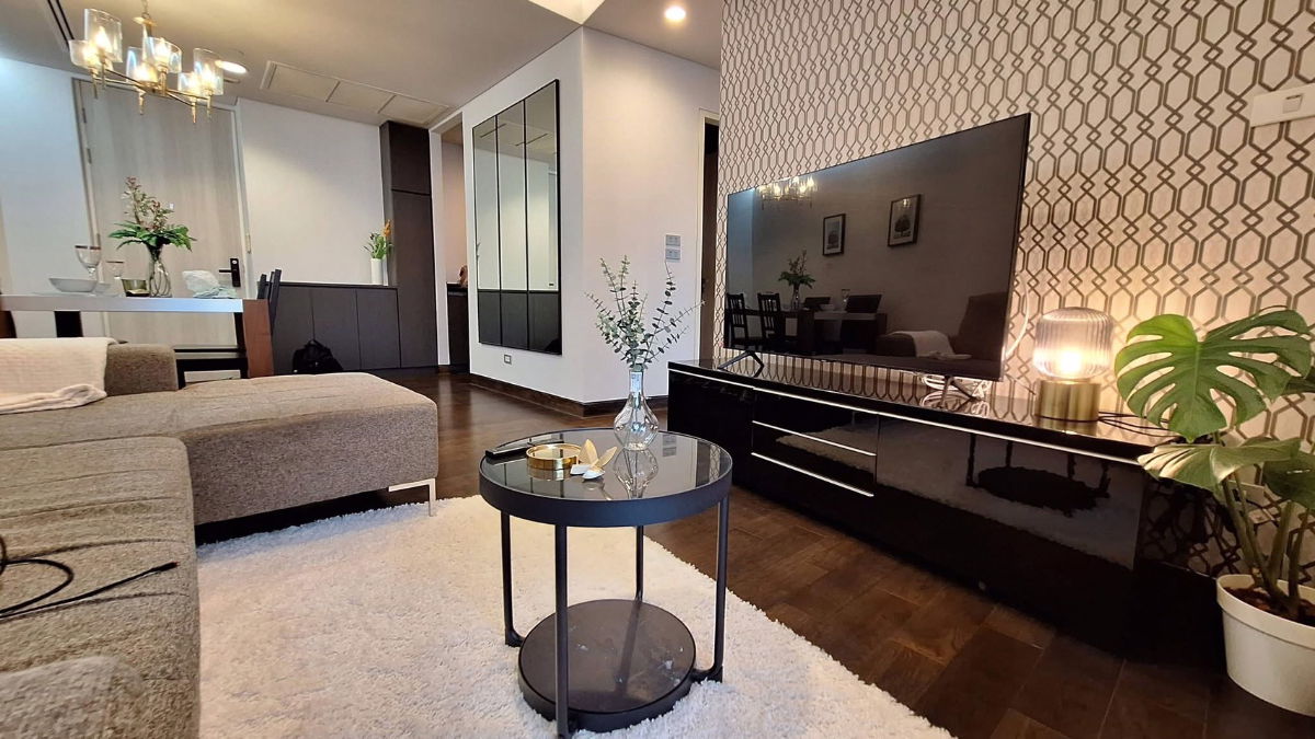 picture The Lumpini                    24  - 8/10