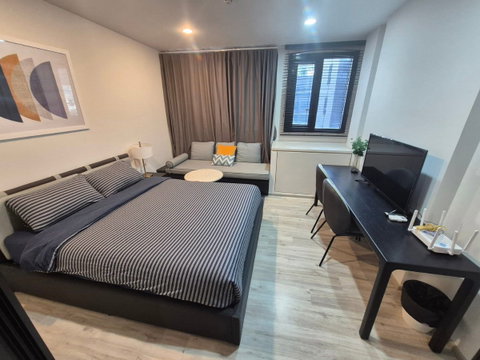 XT                          Huaikhwang 