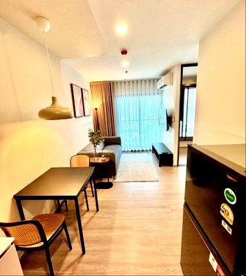Condos for rent : Rent Aspire Sukhumvit - Rama 4. Beautiful, affordable, great location, ready to move in. Near BTS Phra Khanong. Interested? Add Line: @841qqlnr