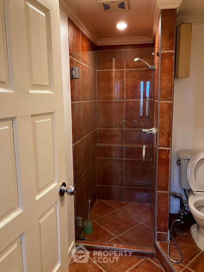 รูป คอนโด 2-ห้องนอน ที่ สราญใจ แมนชั่น คอนโดมิเนียม ใกล้ BTS นานา (ID 1858442) - รูปที่ 7/8