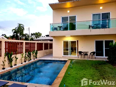 Townhouses for rent Phuket : 3 Bedroom Townhouse for rent in Rawai, Phuket  6010315