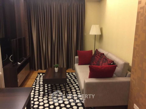 คอนโด 1-ห้องนอน ที่ โฟคัส แอท เพลินจิต ใกล้ BTS นานา (ID 1495981)