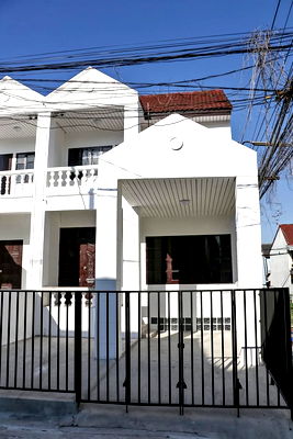 เช่าทาวน์โฮม เขตประเวศ : R2898 ให้เช่าทาวน์เฮ้าส์ 2 ชั้น  ถนน เฉลิมพระเกียรติ ร.9 ซอย 17 (ว่างค่ะ) ใกล้พาราไดซ์