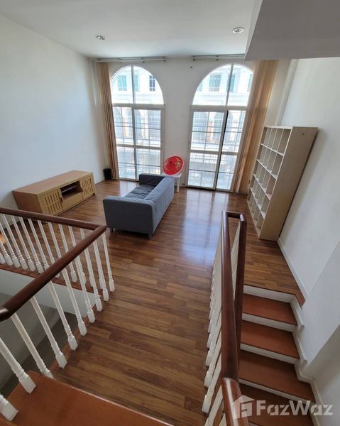 picture . 1732394 - 2/8