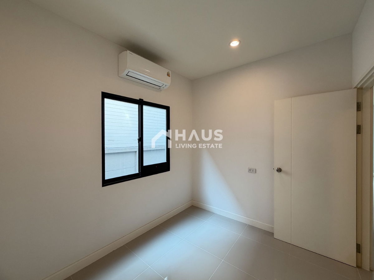 picture Ninya Kanlapaphruek / 4 Bedrooms #HKAL051 - 18/18