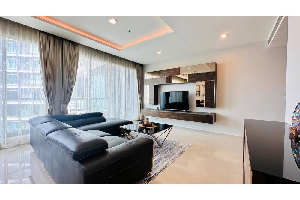 รูป [920071001-14742] For Rent | Spacious 3-Bedroom Condo at Menam Residences - รูปที่ 11/39