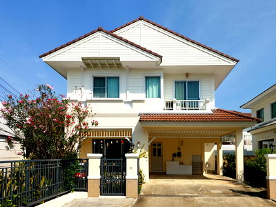 Houses for rent Thonburi Vocational College : For Rent – Fully Renovated Corner Detached House near Sathorn & BTS Bang Wa Project: Nantawan Sathorn–Ratchaphruek (Land & Houses)