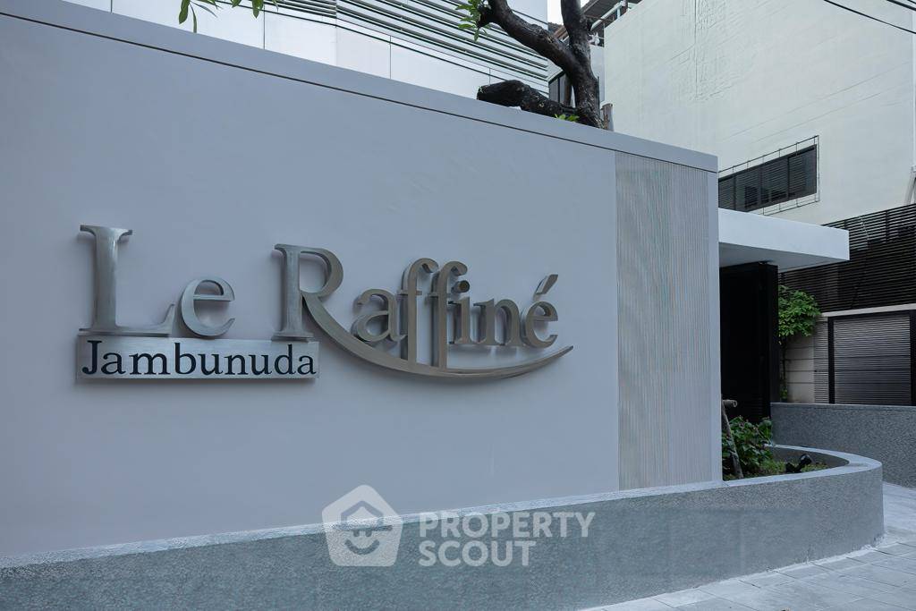 รูป คอนโด 3-ห้องนอน ที่ เลอ รัฟฟิเน่ สุขุมวิท 31 ใกล้ BTS พร้อมพงษ์ (ID 1418635) - รูปที่ 35/35