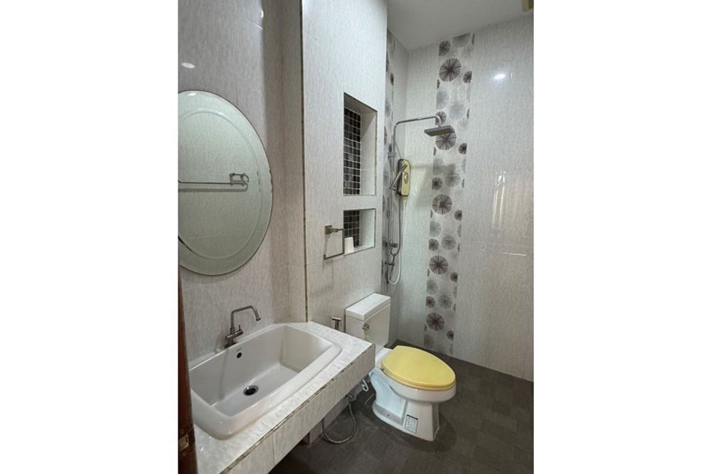 รูป [920121030-62] ขายทาวน์โฮม 22-23 ตร.ว. เพียง 80 ม. จากหาดหน้าด่าน!! - รูปที่ 11/17