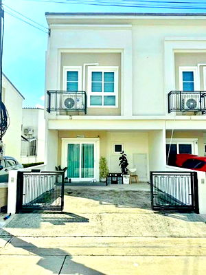 เช่าทาวน์โฮม ถนนรังสิต-นครนายก : ม.ธรรมศาสตร์ ศูนย์รังสิต 3 กม.ทาวน์โฮมหลังมุมให้เช่า 3 นอน 2 น้ำ 28 ตร.ว เครื่องใช้ไฟฟ้าครบ 7-Eleven 350 ม. ลาดสวาย. ฟิวเจอร์พาร์ค รังสิต