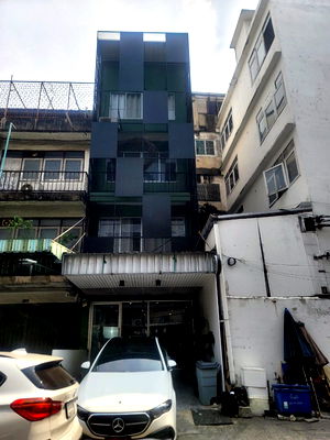 เช่าอาคารพาณิชย์ เขตวัฒนา : 📍ให้เช่าอาคารพาณิชย์ 🏢 ทำเลเมือง ปรีดีพนมยงค์ 16 เข้าซอย 20 เมตร เหมาะทำธุรกิจ ออฟฟิศ ราคาเพียง 45,000/เดือน ‼️