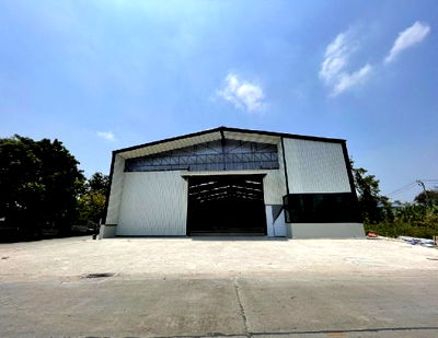 เช่าโรงงาน ถนนติวานนท์ : ให้เช่าโกดัง สภาพใหม่ พื้นที่โกดัง 857 ตารางเมตร / ซอยติวานนท์ ปากเกร็ด 34 ใกล้ Impact เมืองทองธานี / รถเทรลเลอร์เข้าออกได้