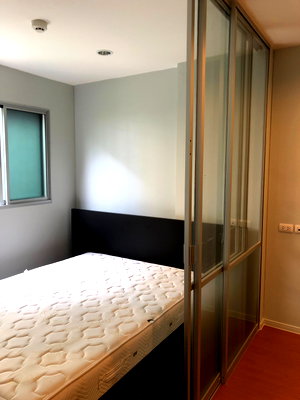Condos for sale : P-99442 Central Ramintra Area Condo: Lumpini Condo Town Ramindra-Lat Pla Khao 1 Bed! Priced to Sell at 1.34M Line Id @easythaihome 085-592-2897