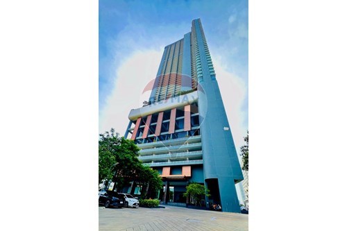 รูป [920071001-14742] For Rent | Spacious 3-Bedroom Condo at Menam Residences - รูปที่ 32/39