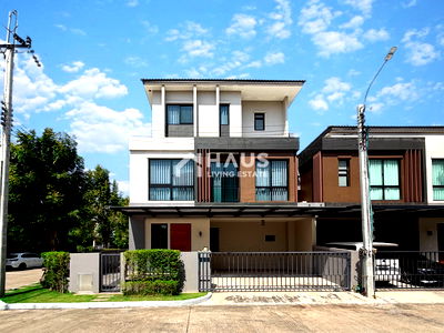 Houses for sale Bang Khae : Ninya Kanlapaphruek / 4 Bedrooms #HKAL050