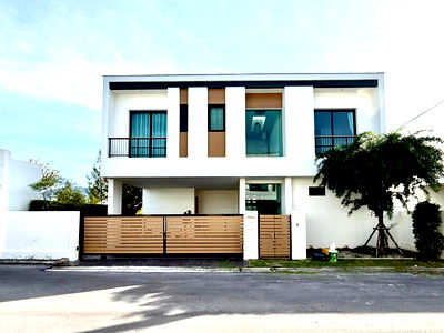 Houses for rent Super Cheap Market : 🏠 Villa  for rent  - Nimman, Phuket✨ 📍Samkong-Boat Plaza area 