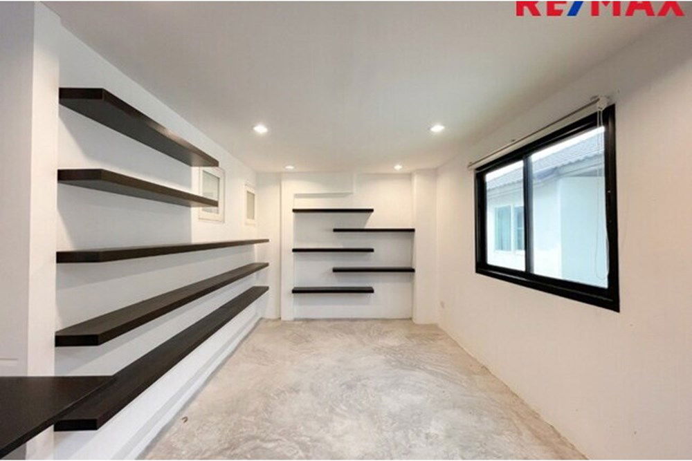 picture [920091001-1098] Modern บ้านเดี่ยว in สายไหม: Tranquil City Living - 21/40