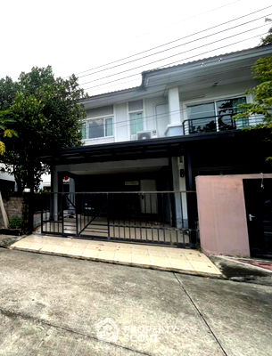 Houses for rent Silpakorn University City Campus : 3-BR House at The Plant Chaengwattana in Ban Mai (ID 2014608)