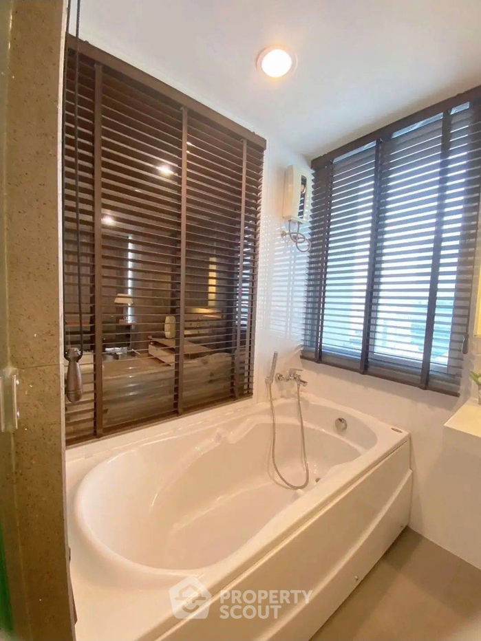 picture 2-BR Condo at Rhythm Ratchada near MRT Ratchadaphisek (ID 2603430) - 13/15