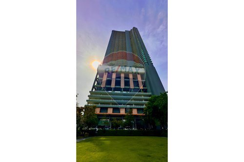 รูป [920071001-14742] For Rent | Spacious 3-Bedroom Condo at Menam Residences - รูปที่ 31/39